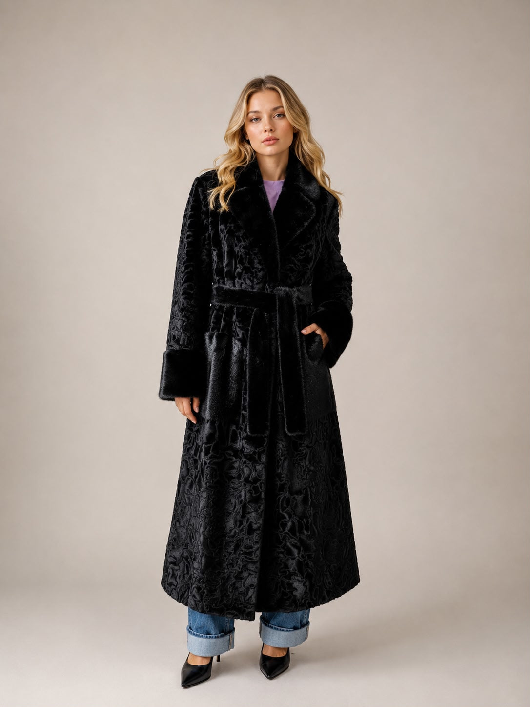 FUR COAT