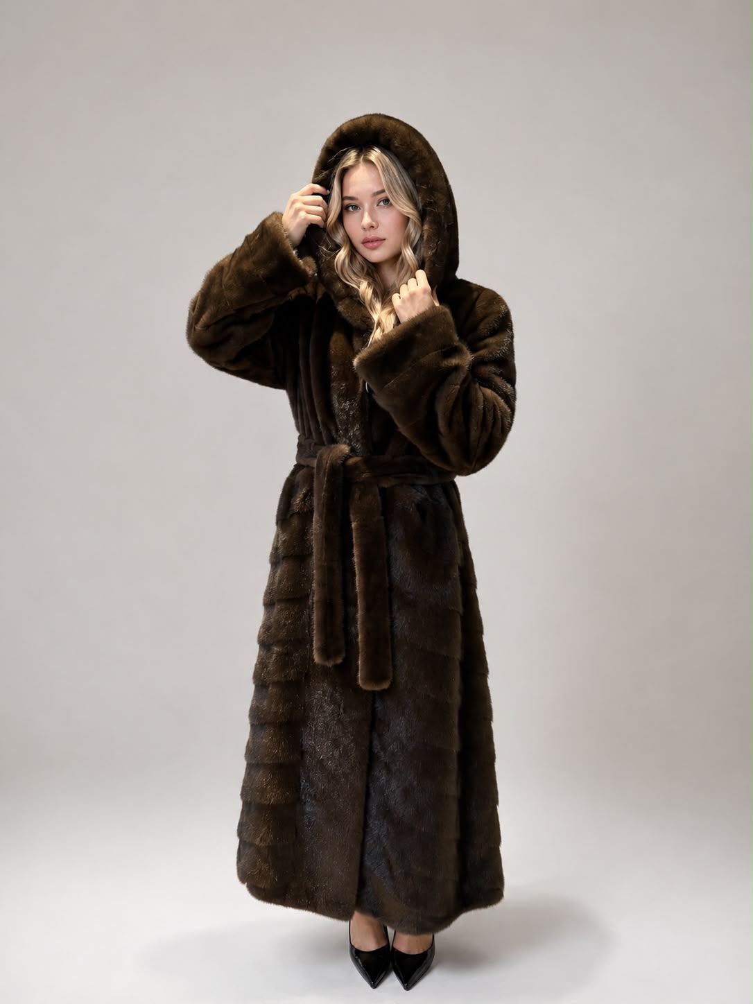 FUR COAT