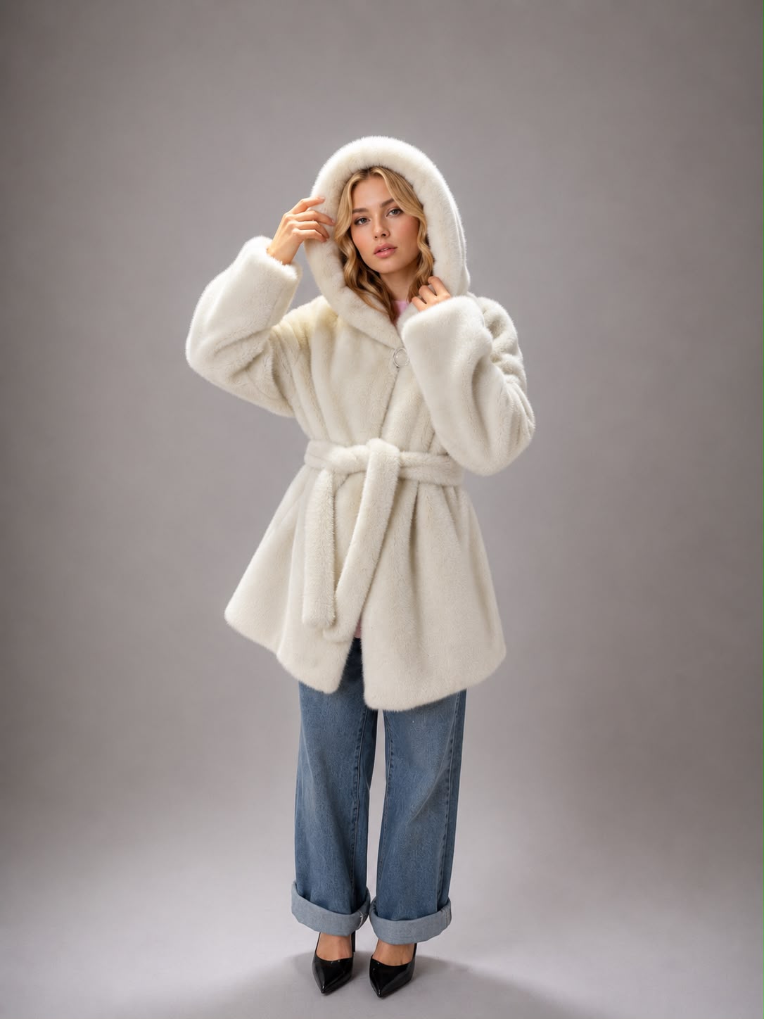 FUR COAT
