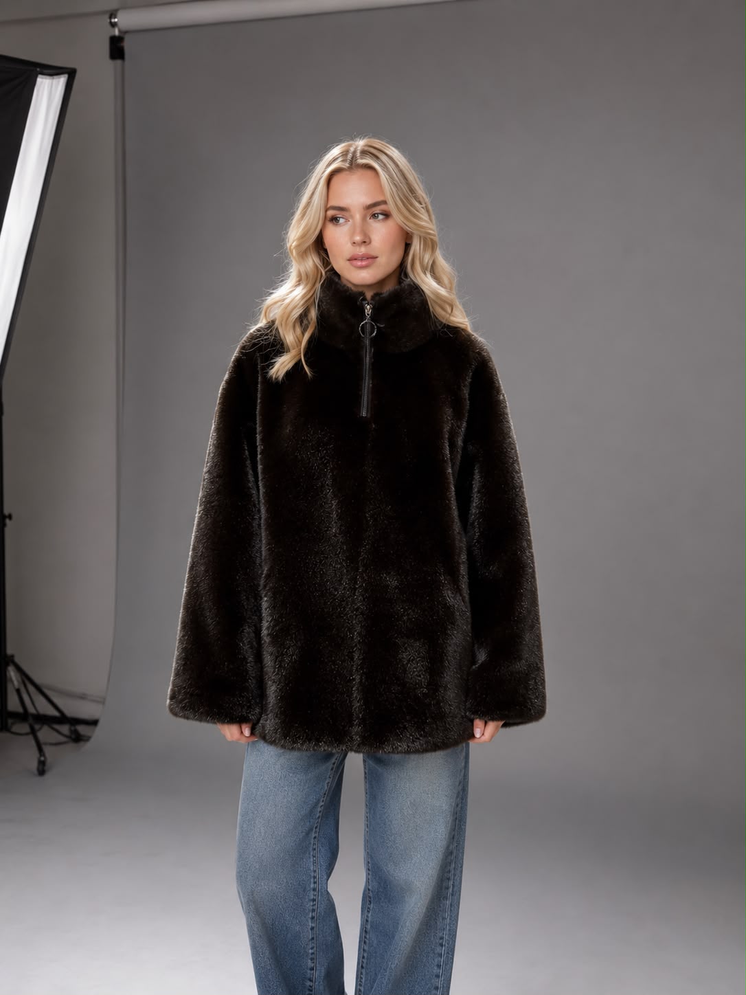 FUR COAT