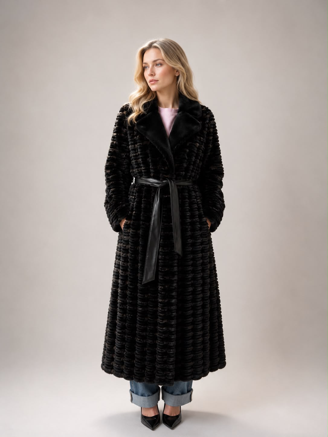 FUR COAT