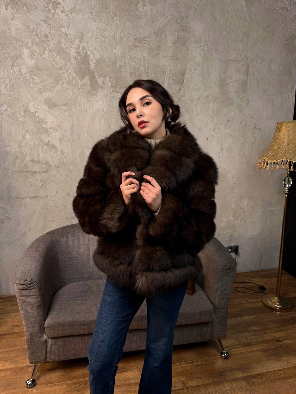 натуральный песец автоледи 3 цвета - коричневый темно коричневый и белый