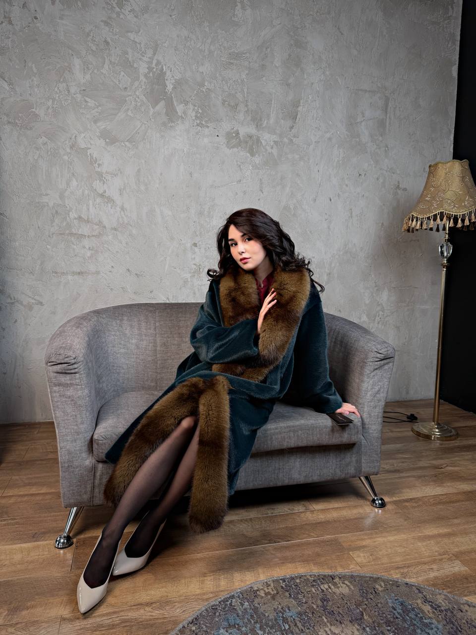 длинная изумруд