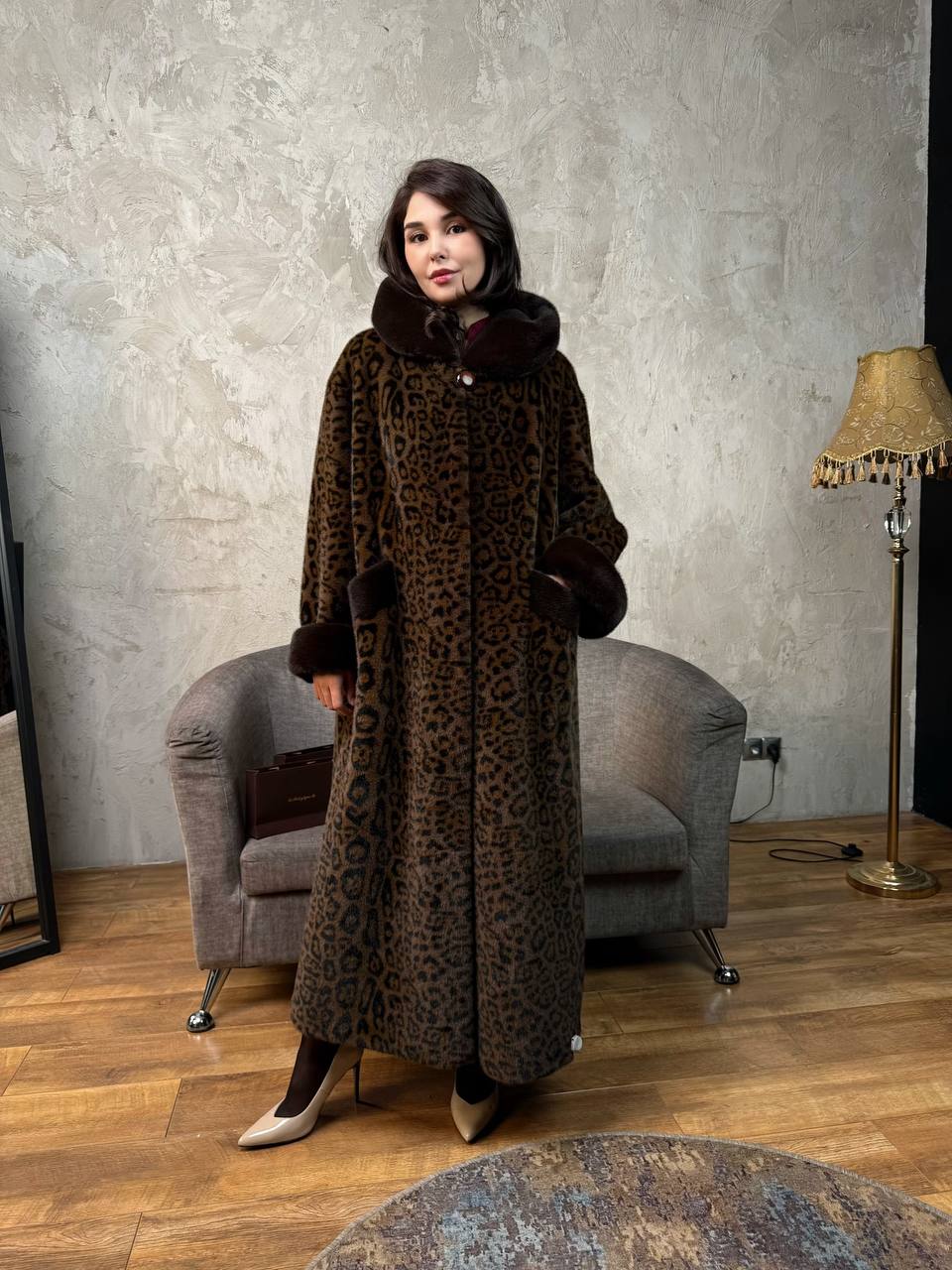 тигровая длинная с капюшоном
