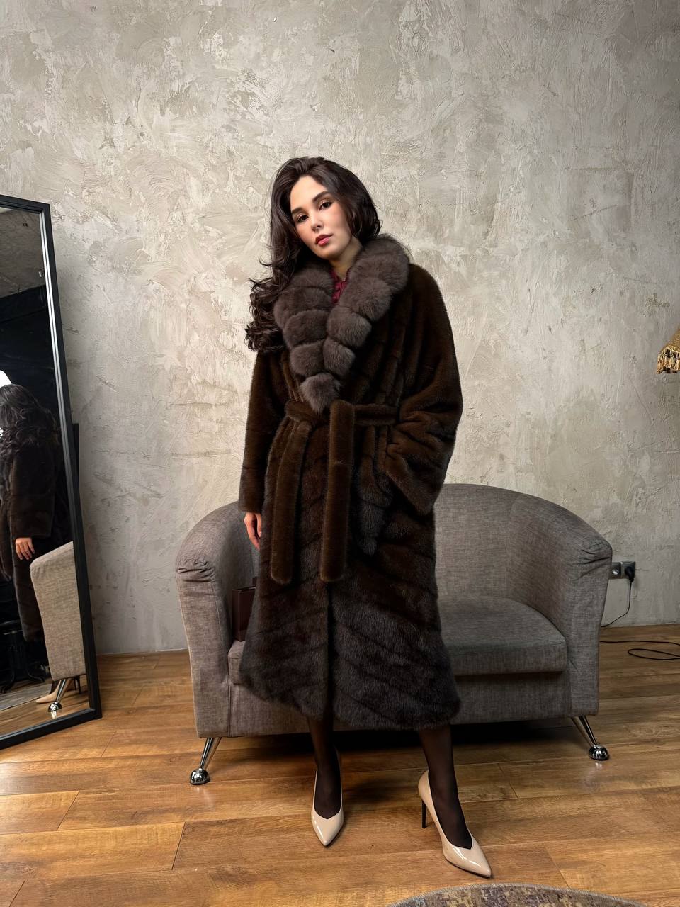 длинная с воротником куница натуралка