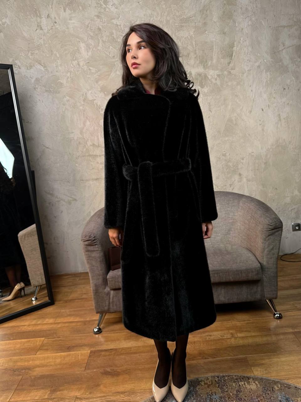 длинная черный бриллиант