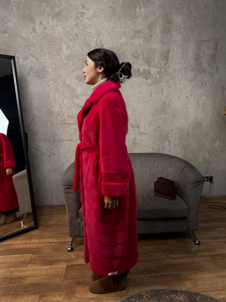 розовая ФУКСИ шуба длинная