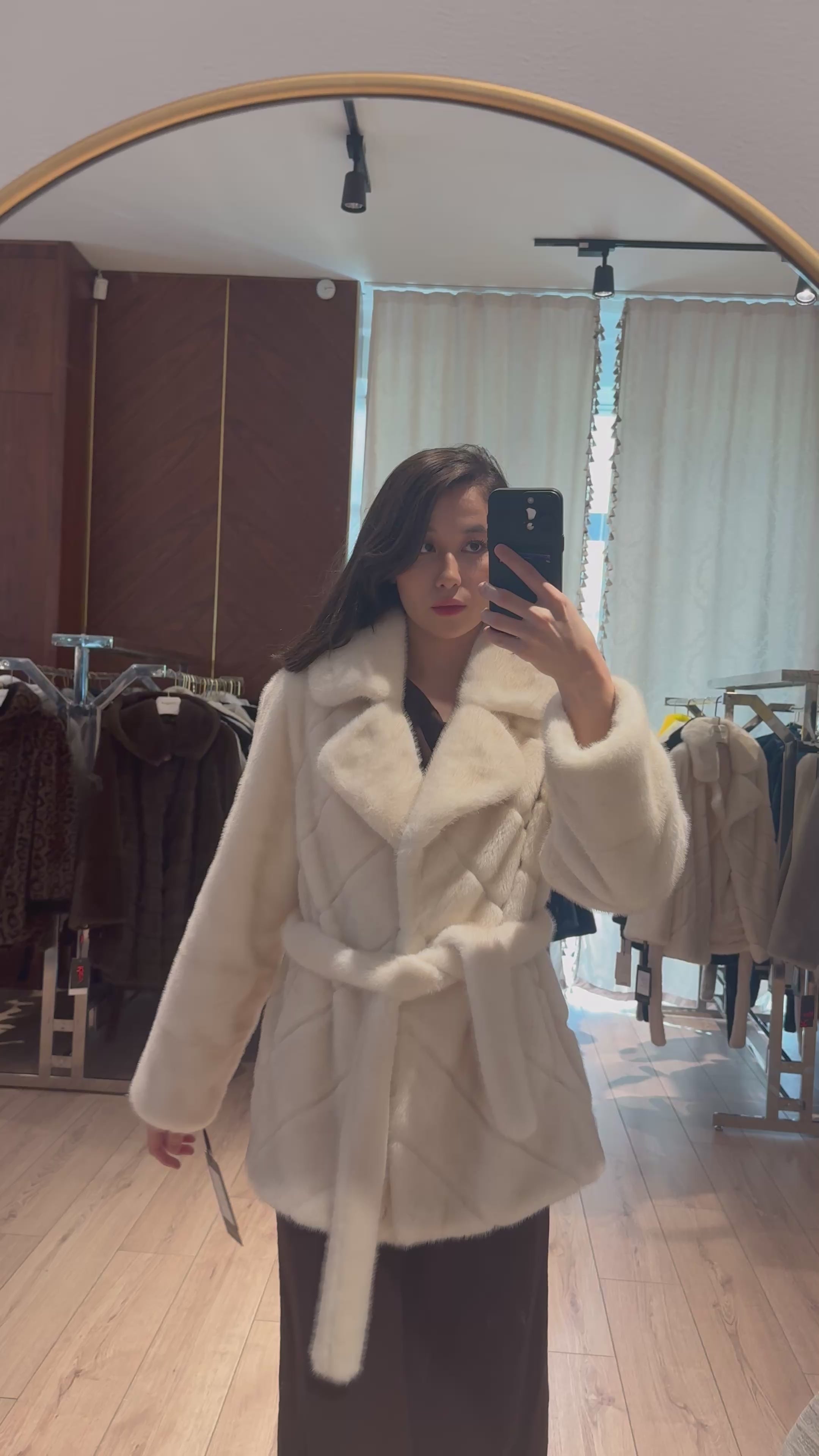 FUR COAT