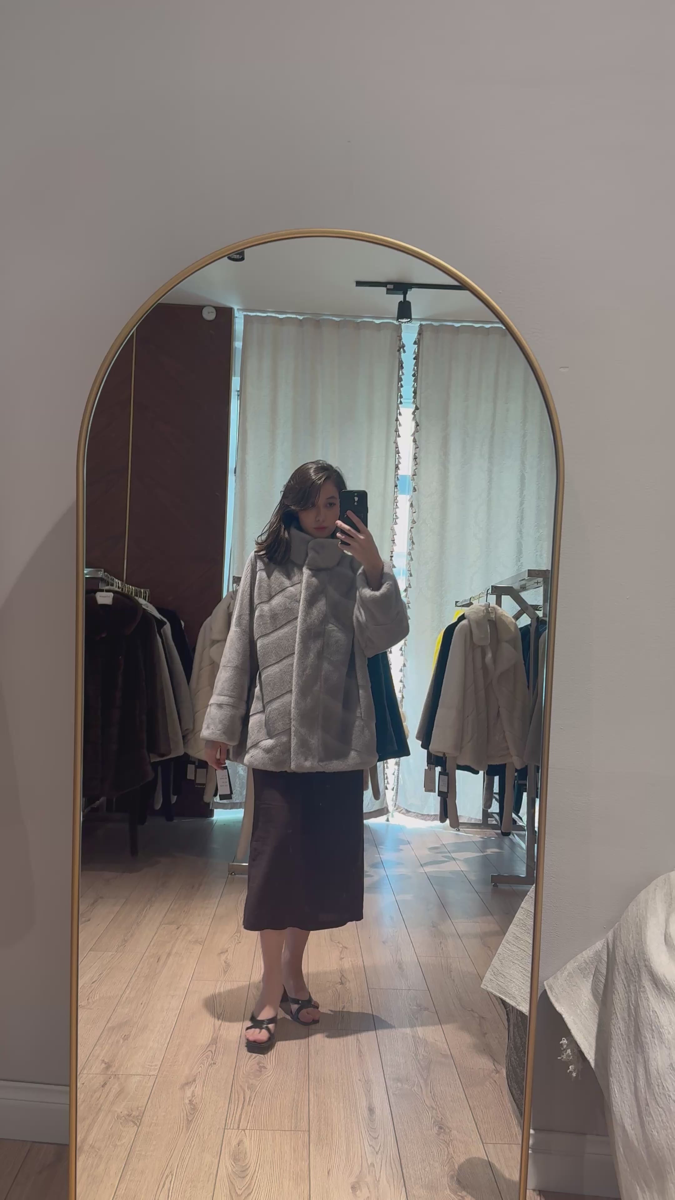 FUR COAT