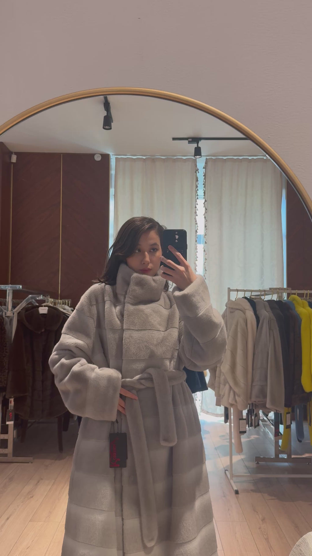 FUR COAT