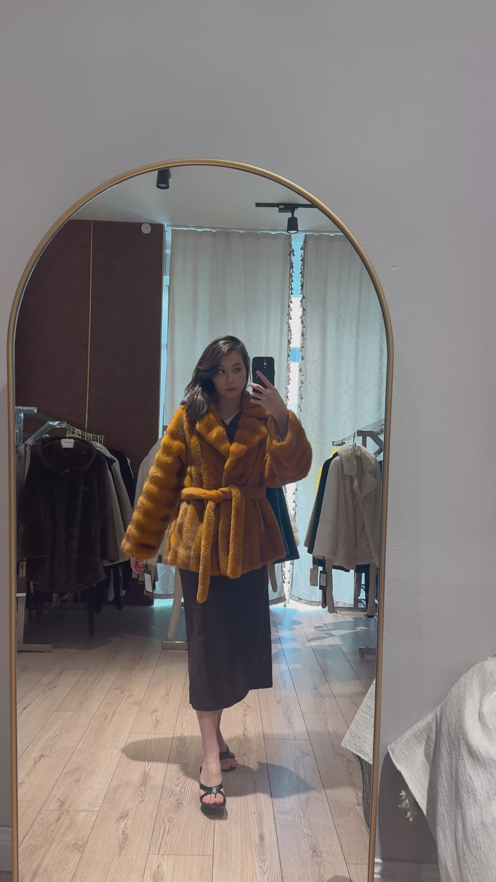 FUR COAT
