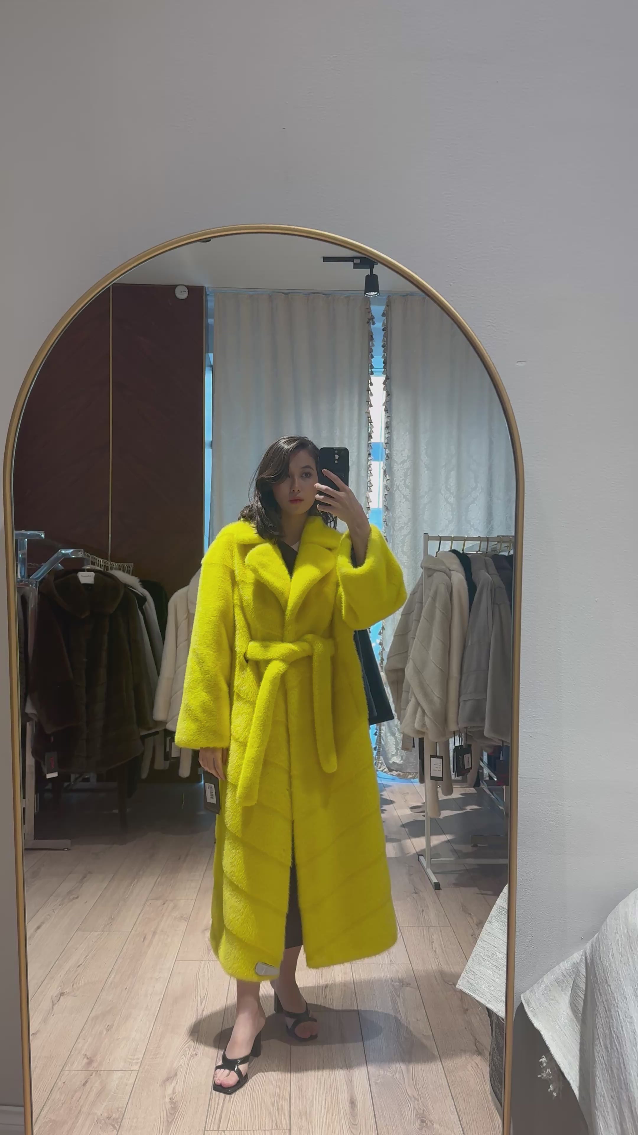 FUR COAT