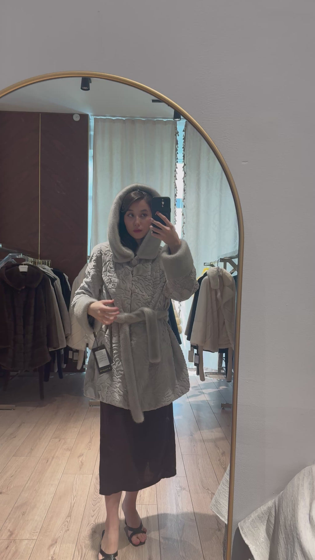 FUR COAT