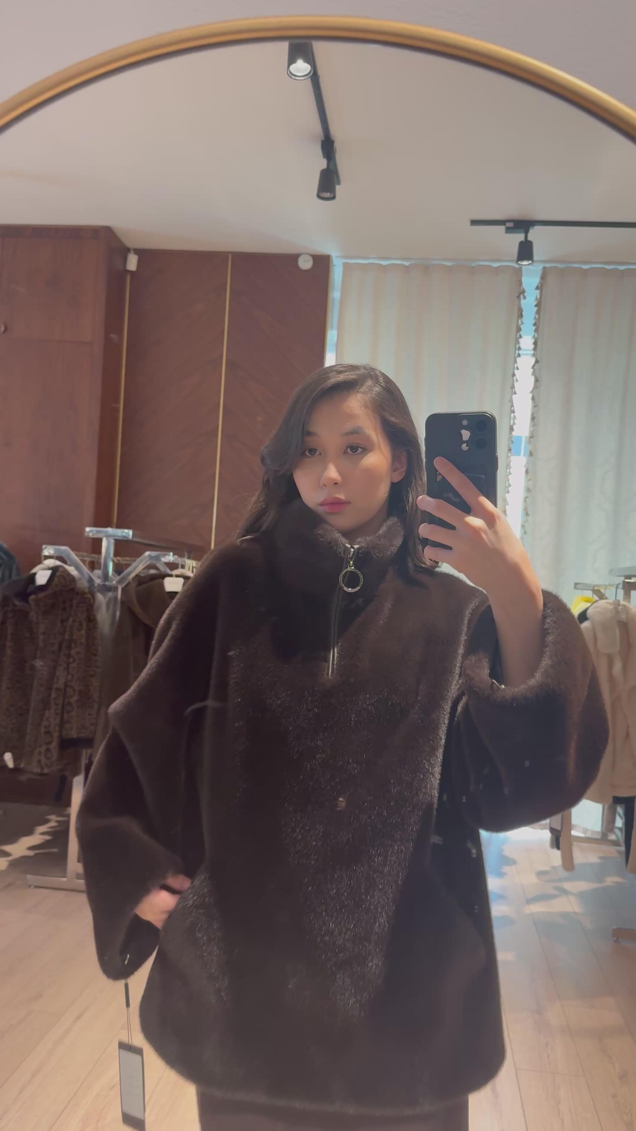 FUR COAT