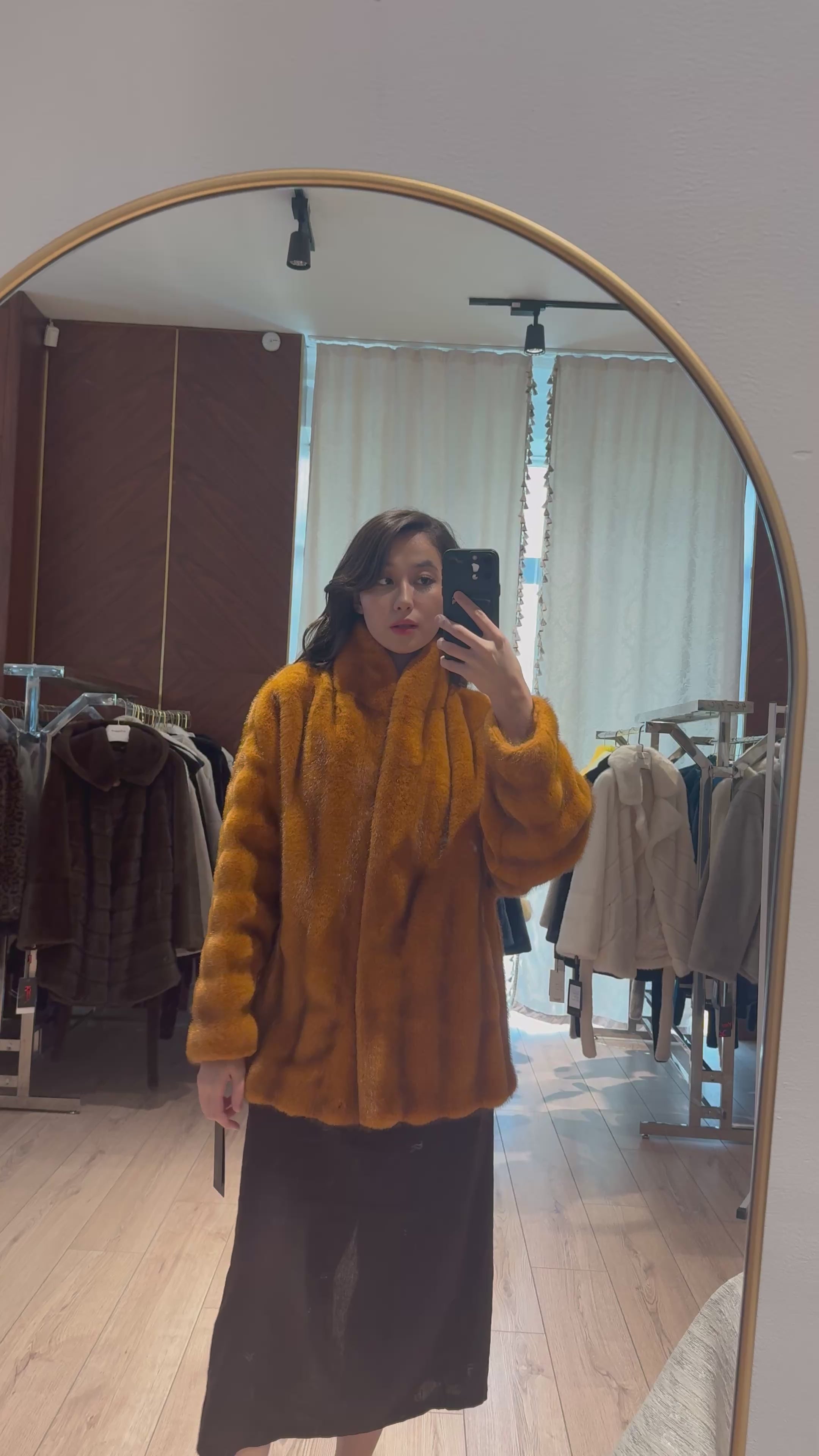 FUR COAT
