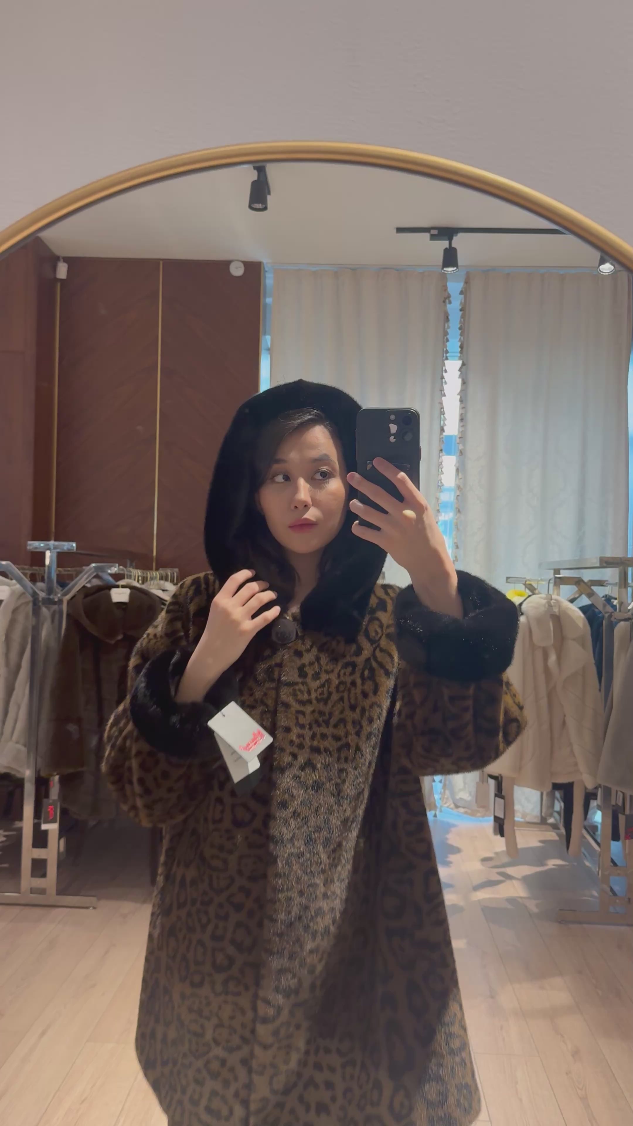 FUR COAT