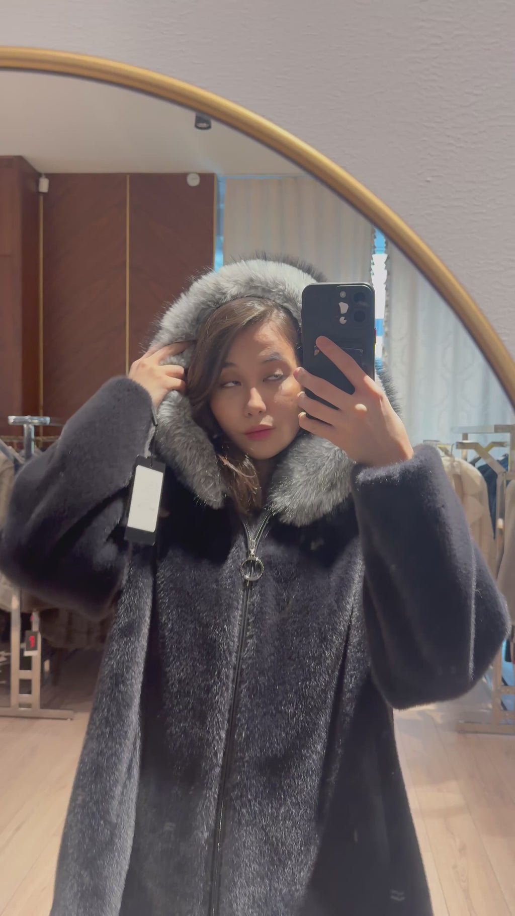 FUR COAT