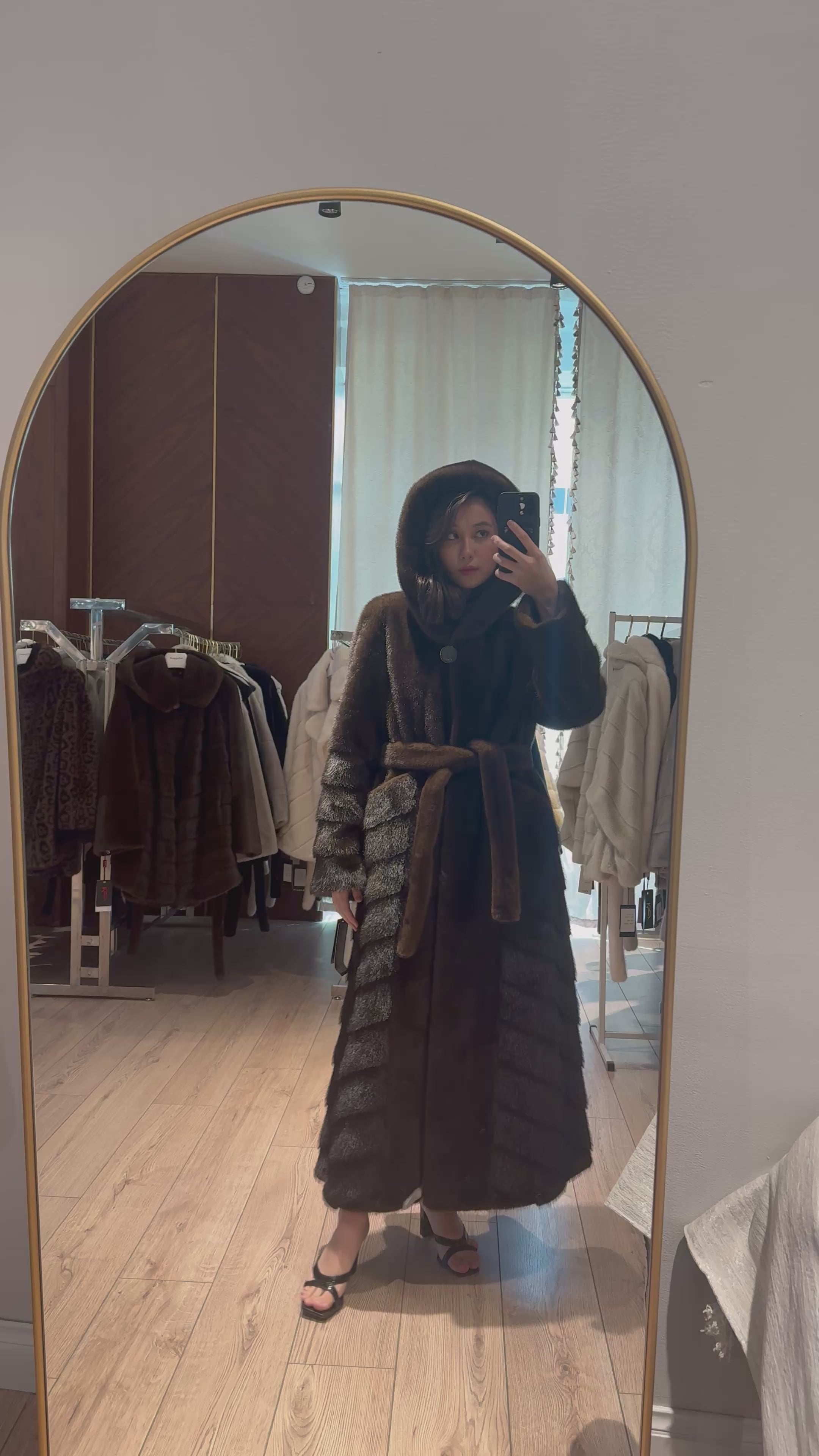 FUR COAT