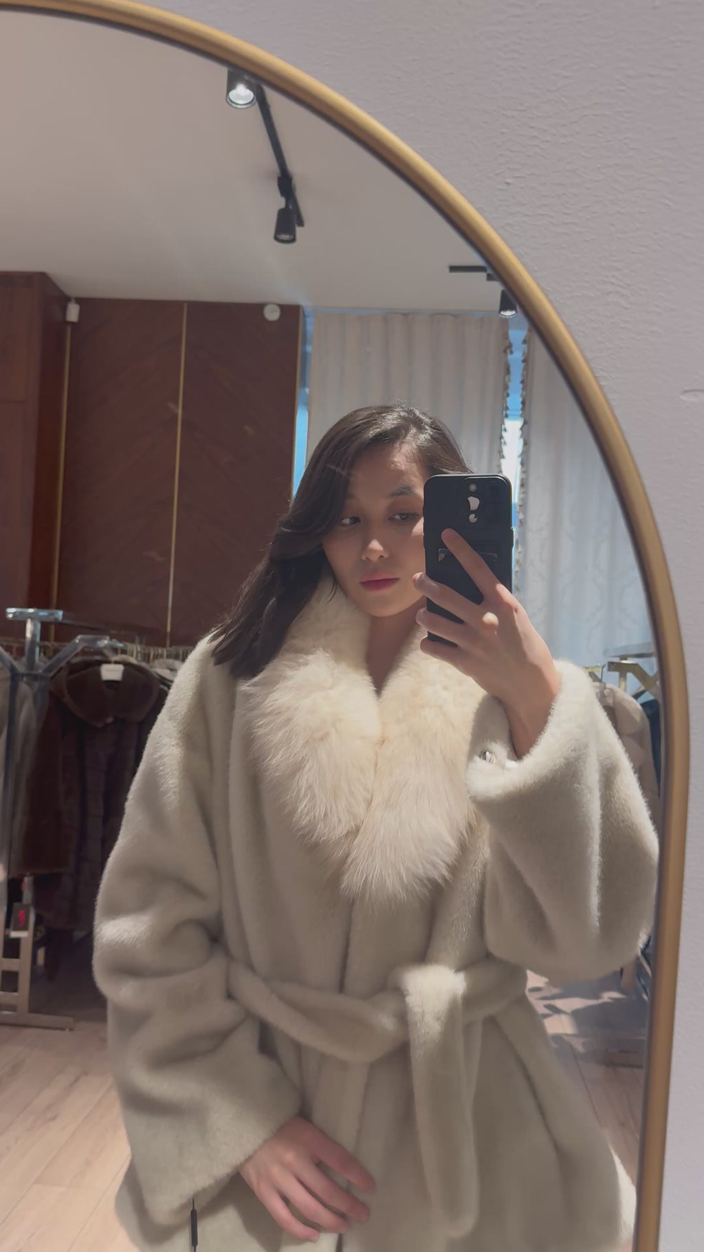 FUR COAT