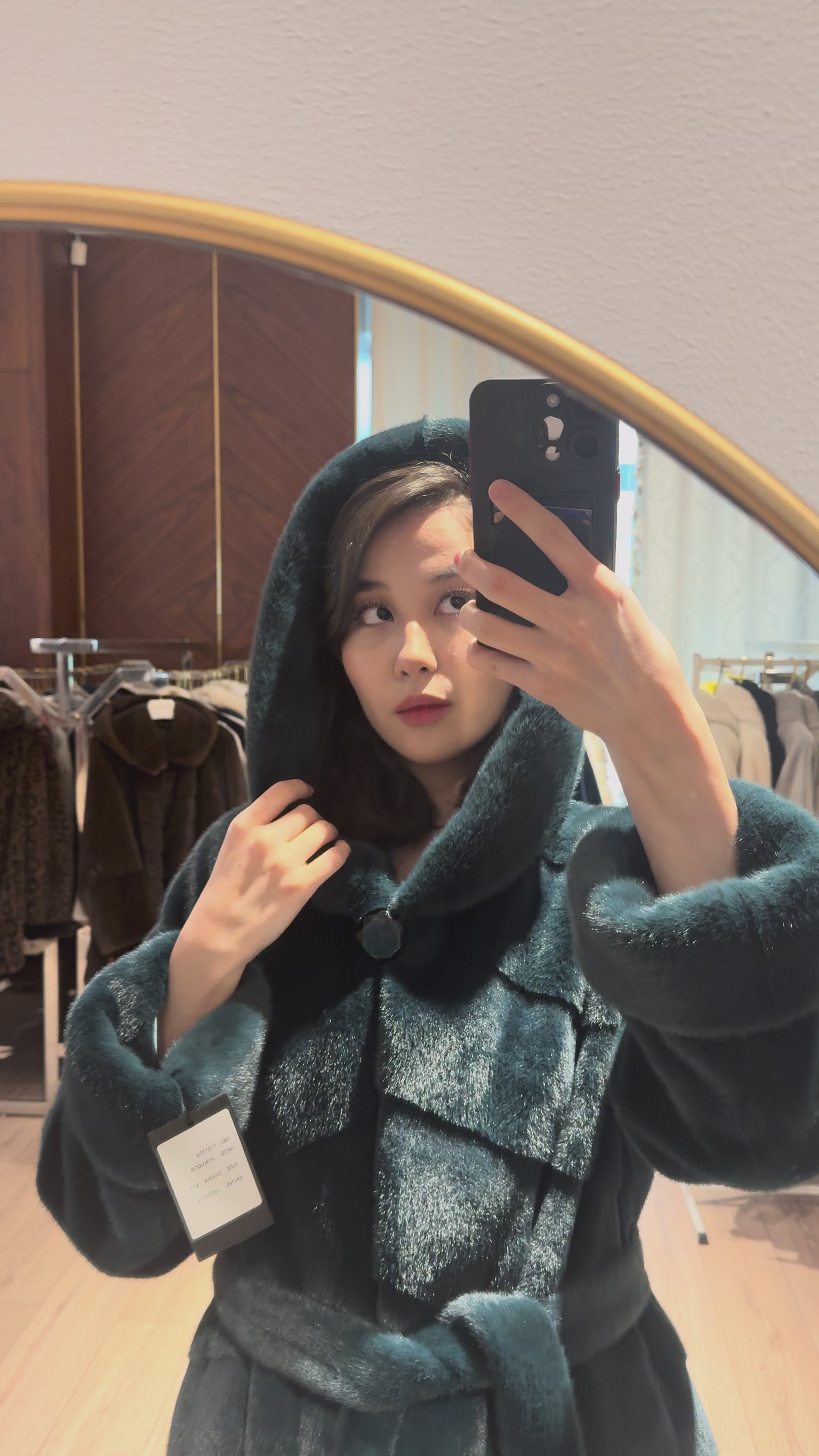 FUR COAT